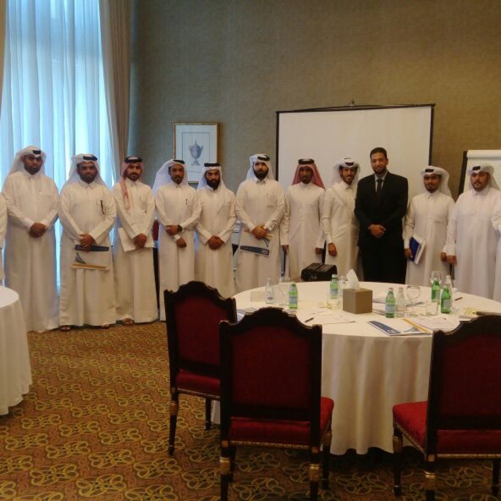 مصطفى عبدالله قطر النيابة العامة لتعامل مع كبار الشخصيات